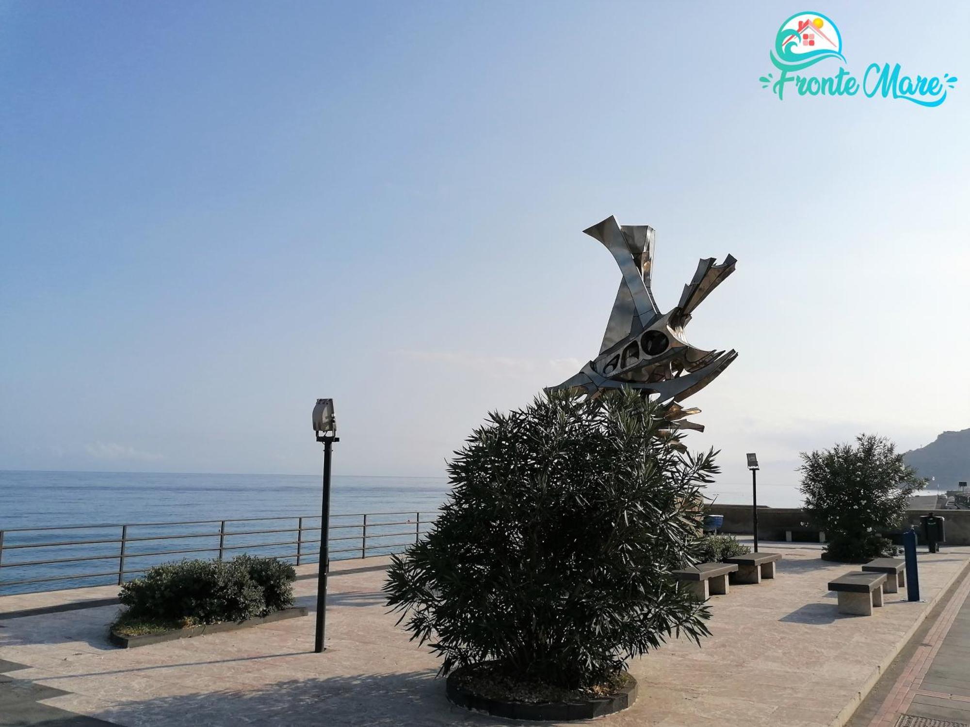 산타 테레사 디 리바 Casa Fronte Mare 빌라 외부 사진